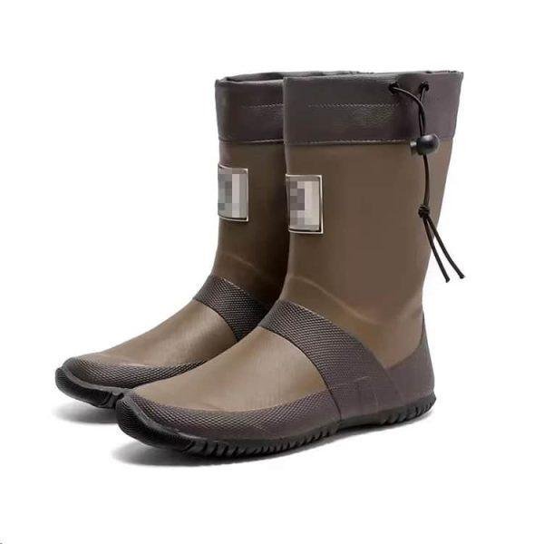 packable rain boots