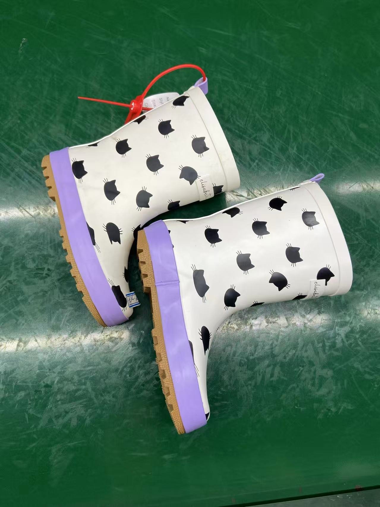 rubber boot sample approval for bulk production
