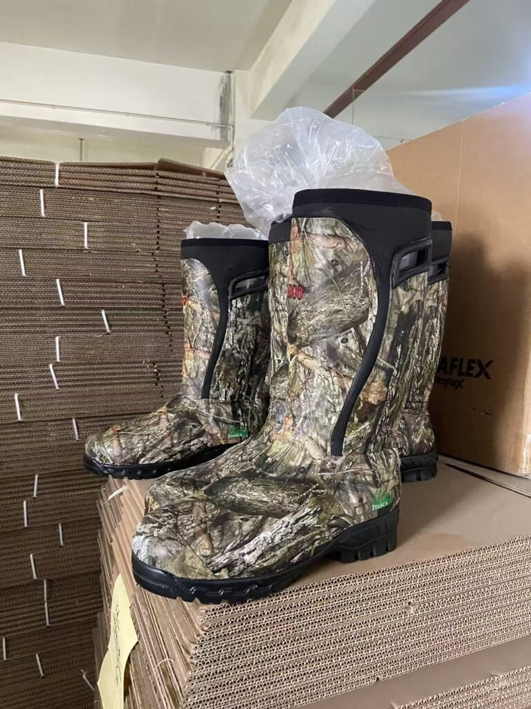 custom rubber boots for OEM and private label orders