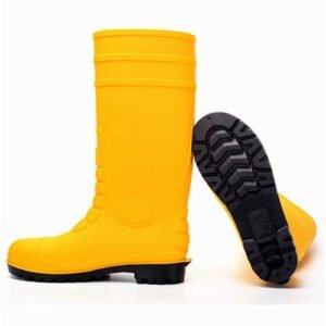 PVC work boots and PVC safety boots for different applications